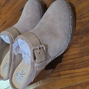 Vince Camuto Suede Mule Clog Heels Stud Accents, Size 10 NWOT